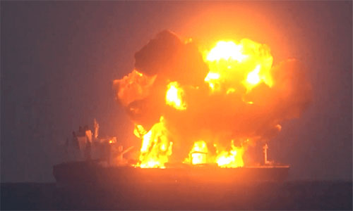 red-sea-tanker-fire